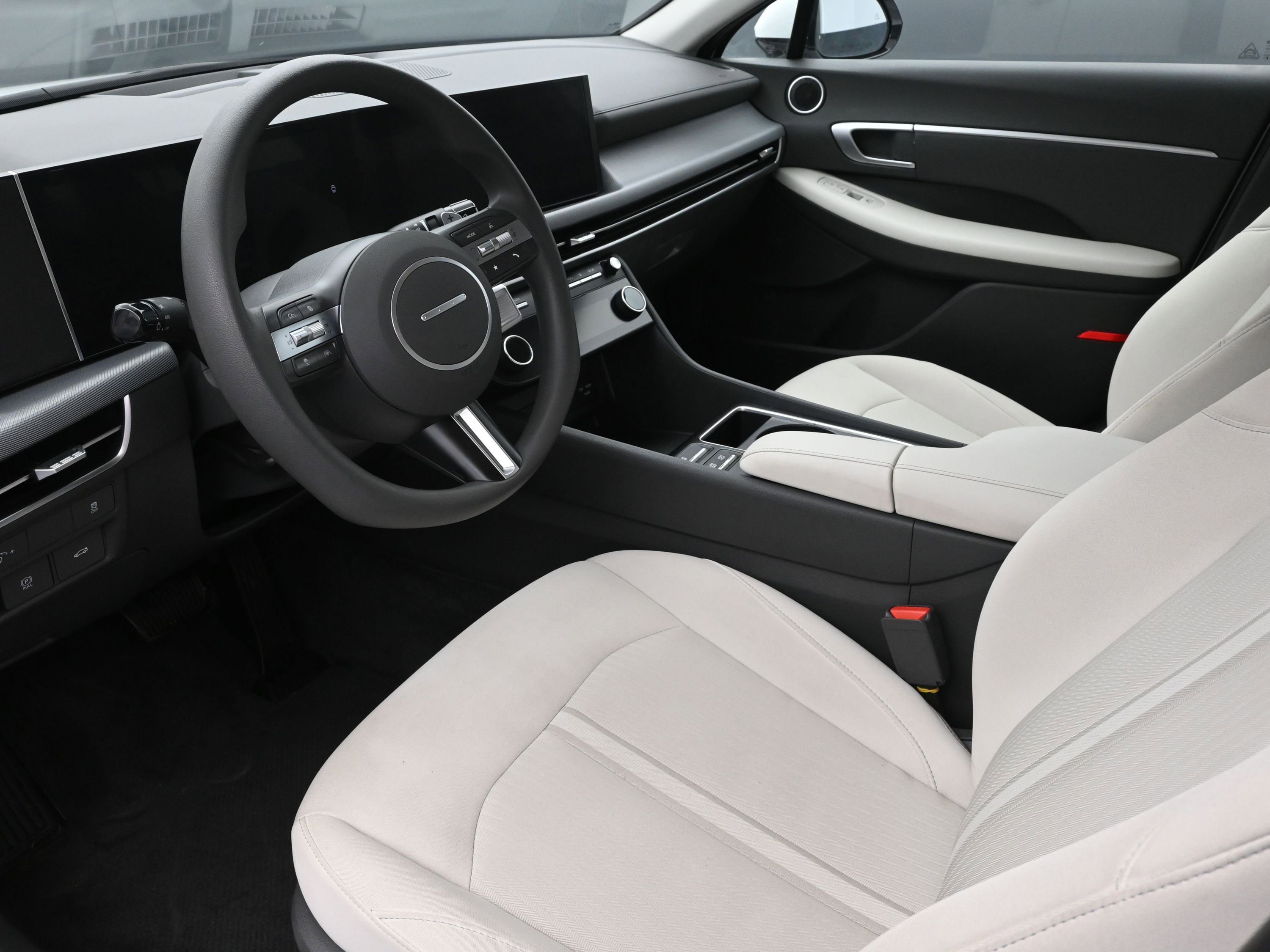 Certified 2025 Hyundai Sonata SEL image 11