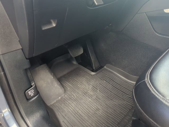 Used 2021 Ford Explorer XLT w/ Equipment Group 202A image 36