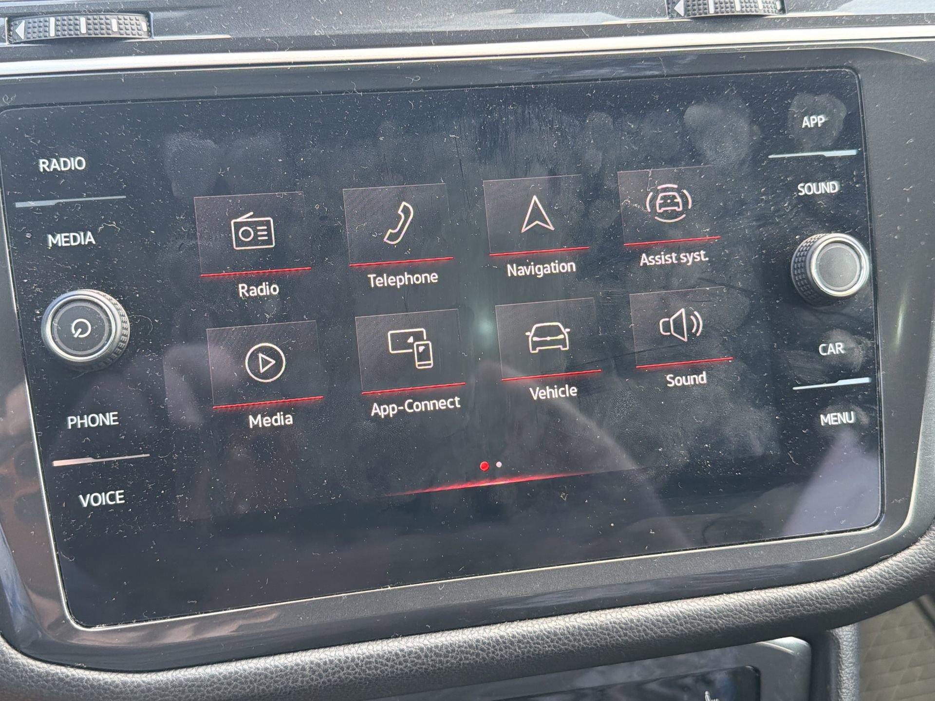 Used 2024 Volkswagen Tiguan SE R-Line image 26