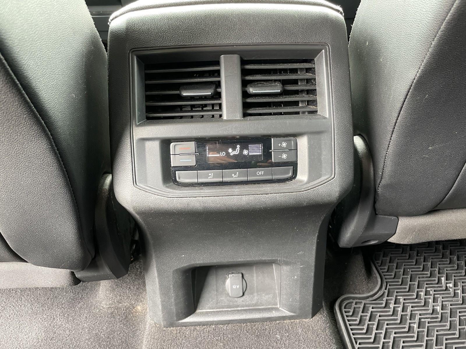 Used 2022 Volkswagen Atlas SE FWD image 39