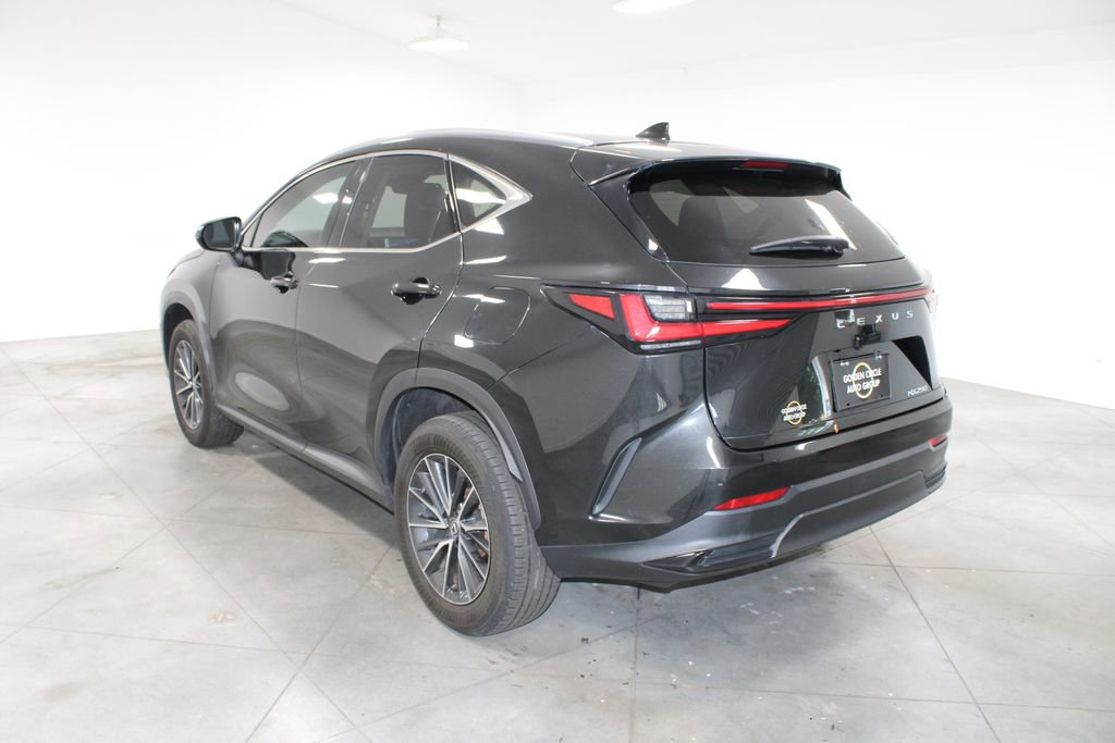 Used 2024 Lexus NX 250 FWD w/ Towing Package (2000 Lbs) image 7