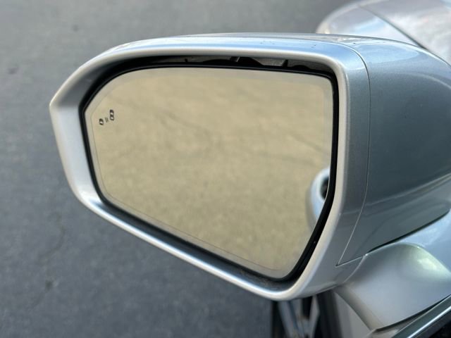 Used 2019 Lincoln MKC Reserve image 13