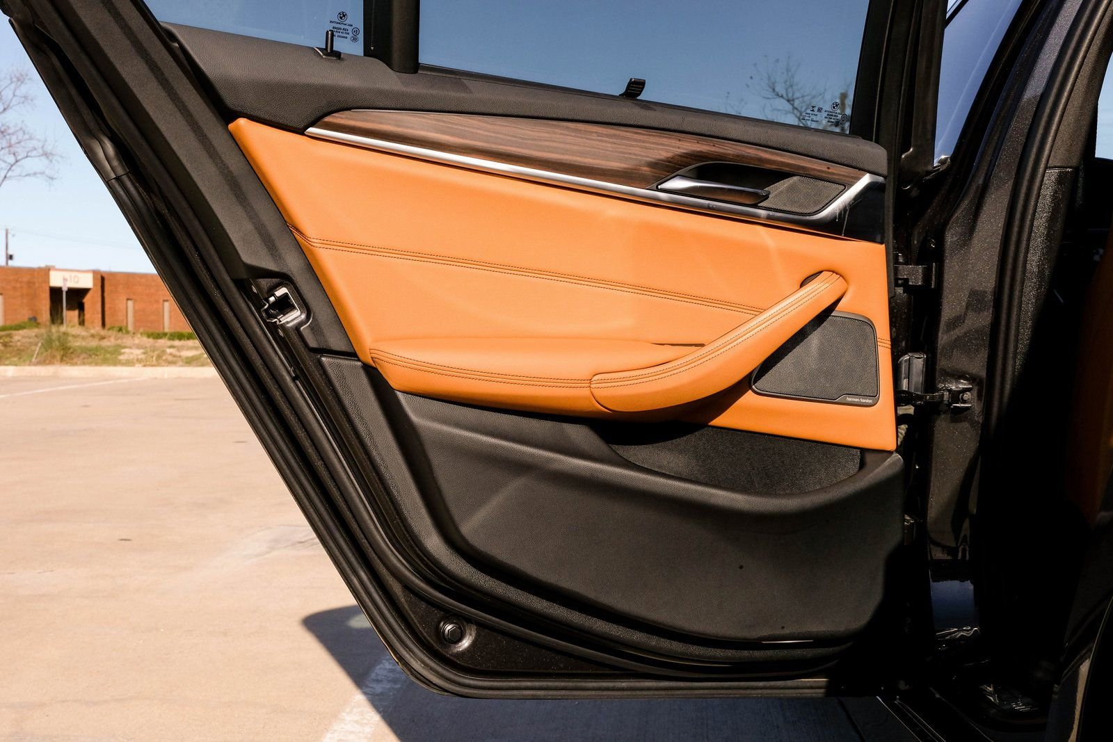 Used 2023 BMW 530i xDrive w/ Executive Package image 56