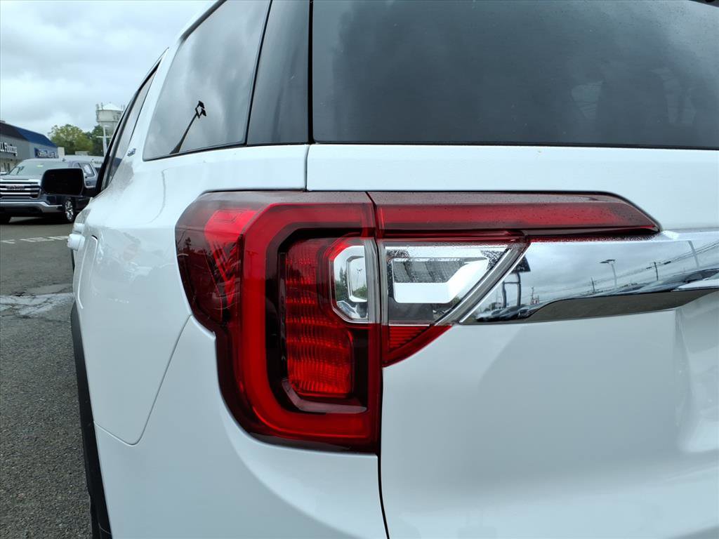 Certified 2023 GMC Acadia SLE w/ Driver Convenience Package image 19