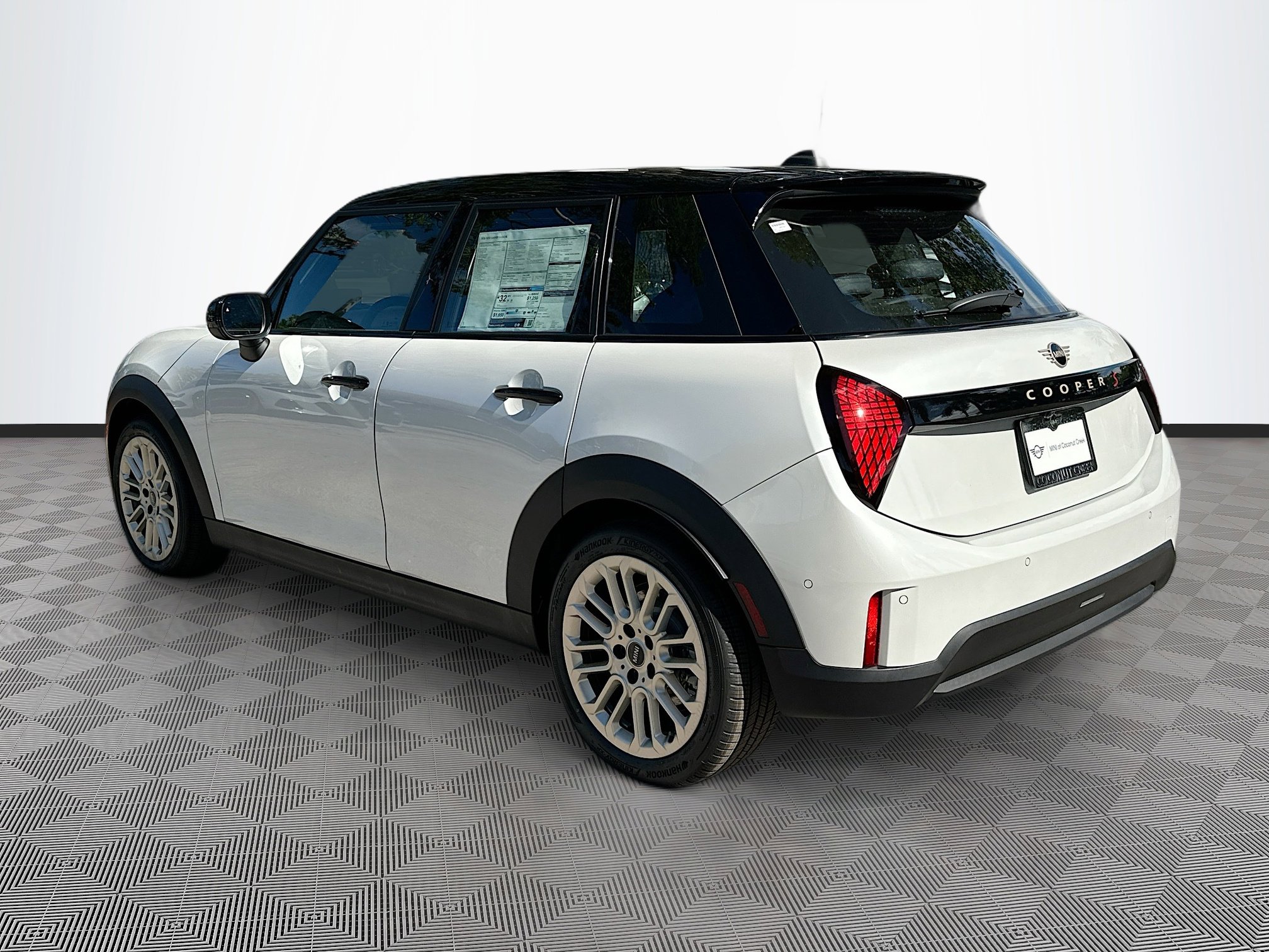 New 2026 MINI Cooper S image 4