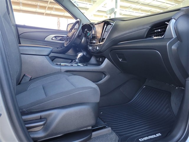 Used 2023 Chevrolet Traverse LT image 22