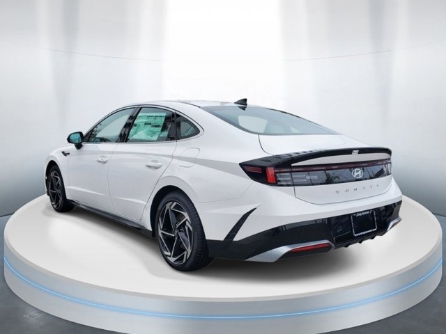 New 2026 Hyundai Sonata SEL FWD image 3