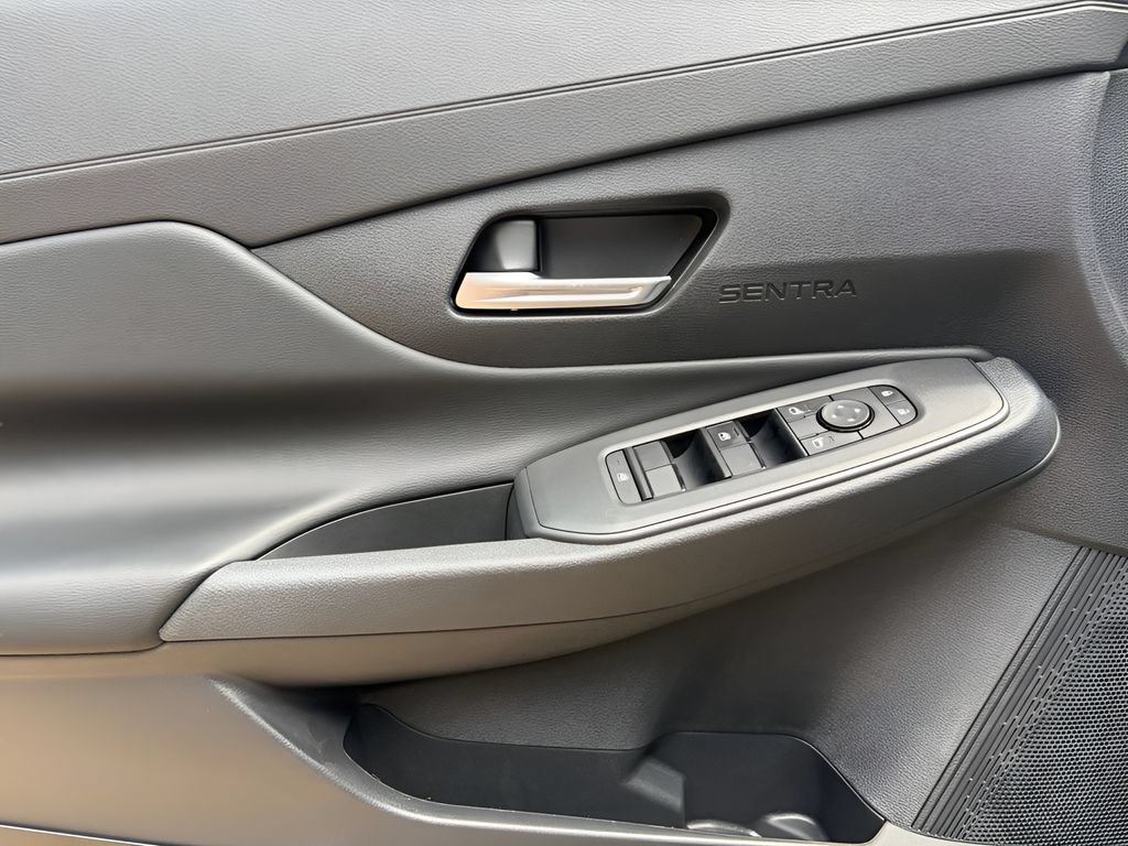 New 2026 Nissan Sentra SV w/ SV Convenience Package FWD image 12