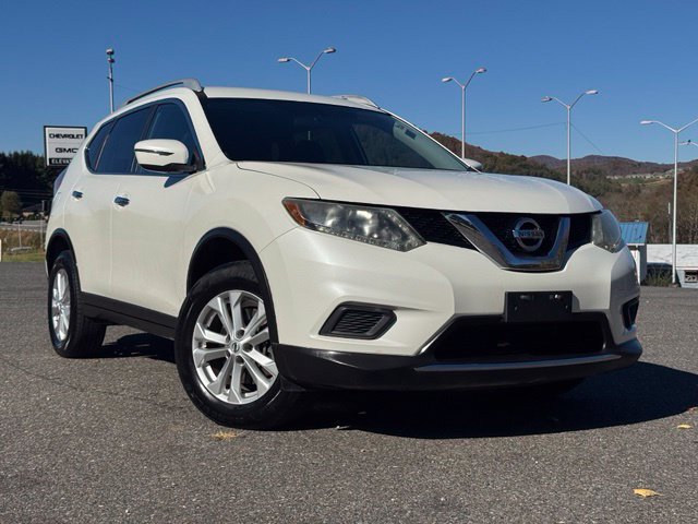 Used 2016 Nissan Rogue SV w/ SV Family Package AWD/4WD image 39