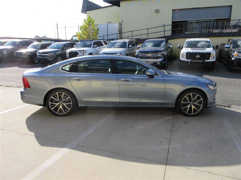 Used 2018 Volvo S90 T5 Momentum w/ Convenience Package image 9