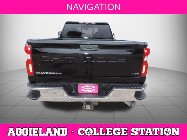 Used 2020 Chevrolet Silverado 2500 LTZ w/ LTZ Premium Package AWD/4WD image 5