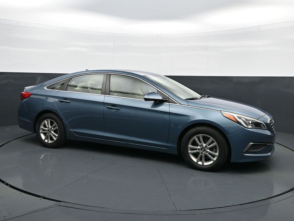 Used 2017 Hyundai Sonata SE FWD image 8
