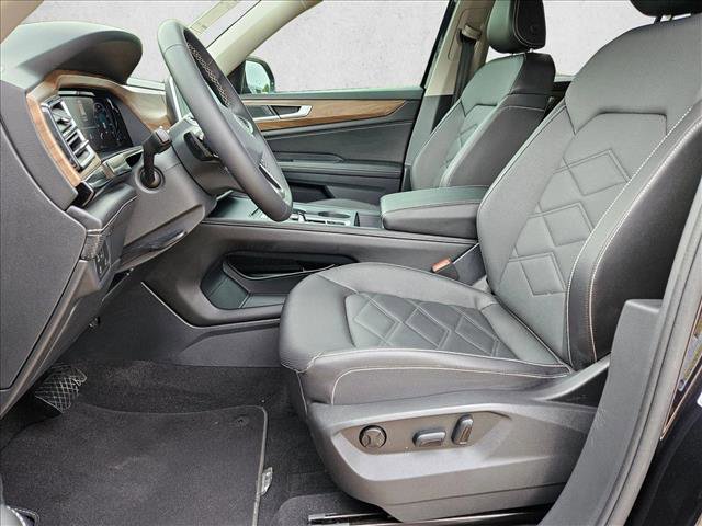Used 2024 Volkswagen Atlas SE FWD image 15