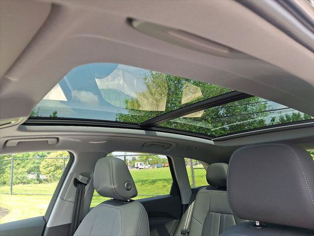 Certified 2025 Audi Q5 Premium w/ Convenience Package AWD/4WD image 15