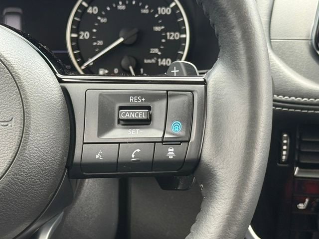 Used 2023 Nissan Rogue SL AWD/4WD image 11