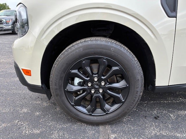 Used 2024 Ford Maverick Lariat w/ Black Appearance Package FWD image 11