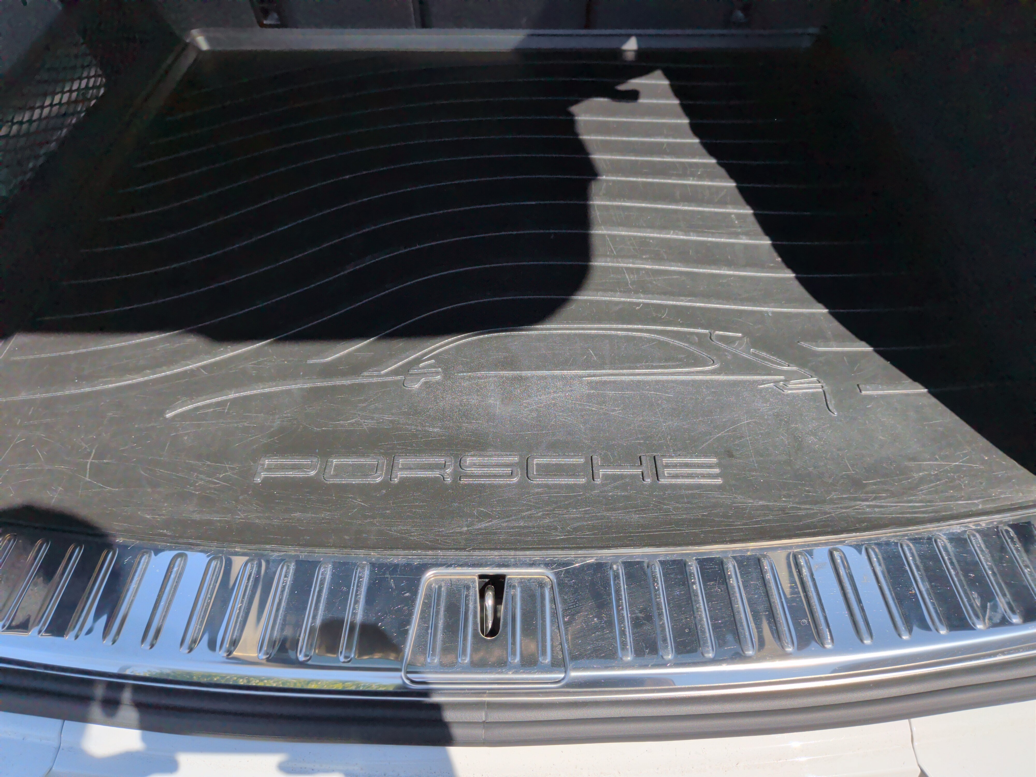 Used 2020 Porsche Cayenne Turbo AWD/4WD image 37
