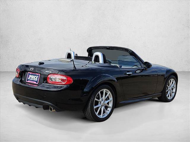Used 2010 MAZDA MX-5 Miata Grand Touring w/ Premium Pkg RWD image 21