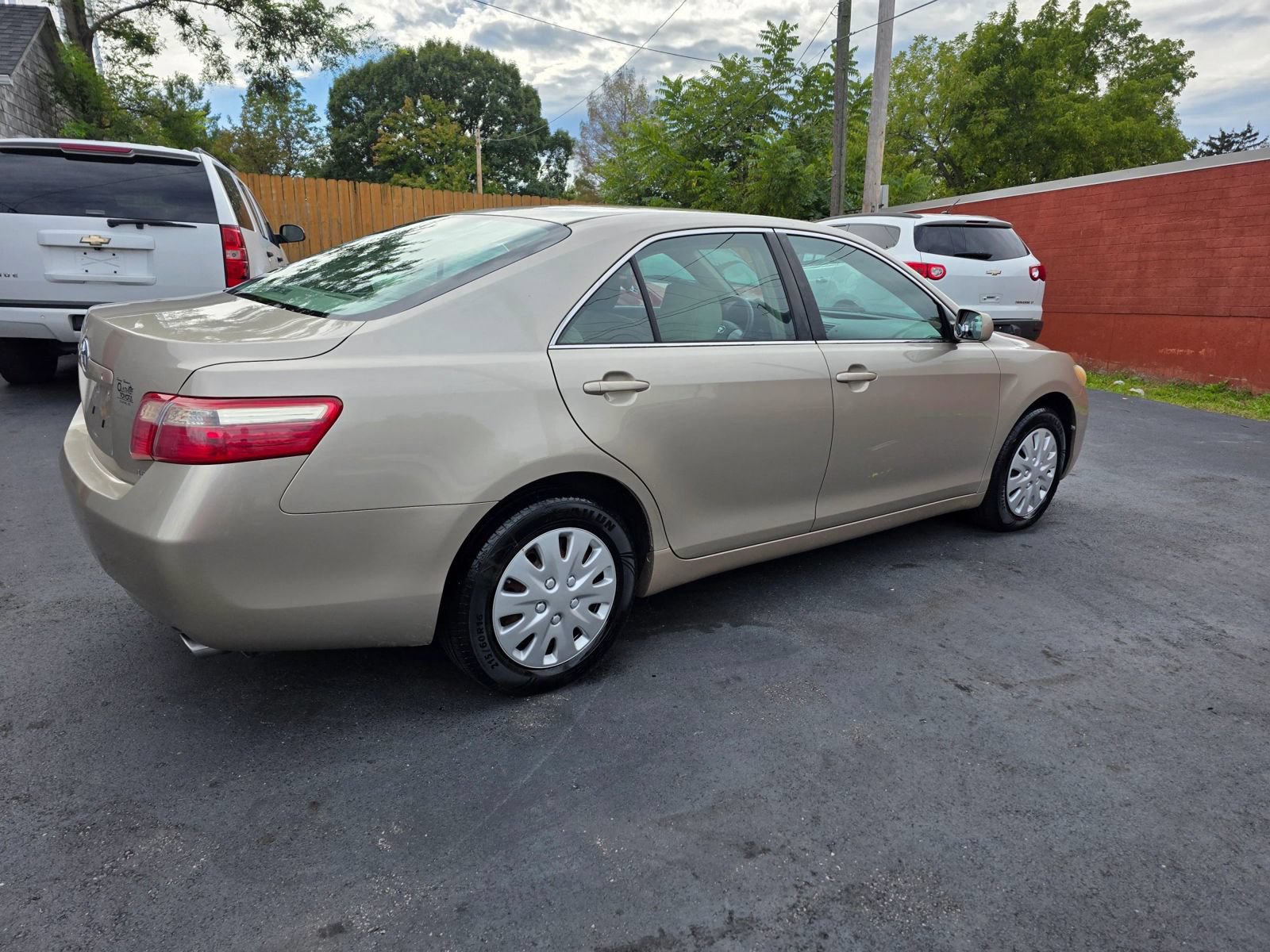 Used 2009 Toyota Camry LE FWD image 7