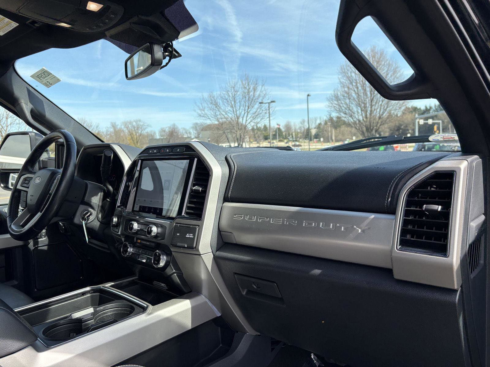 Used 2022 Ford F250 Lariat w/ Tremor Off-Road Package image 22