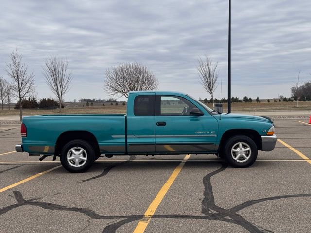 Used 1997 Dodge Dakota SLT image 2