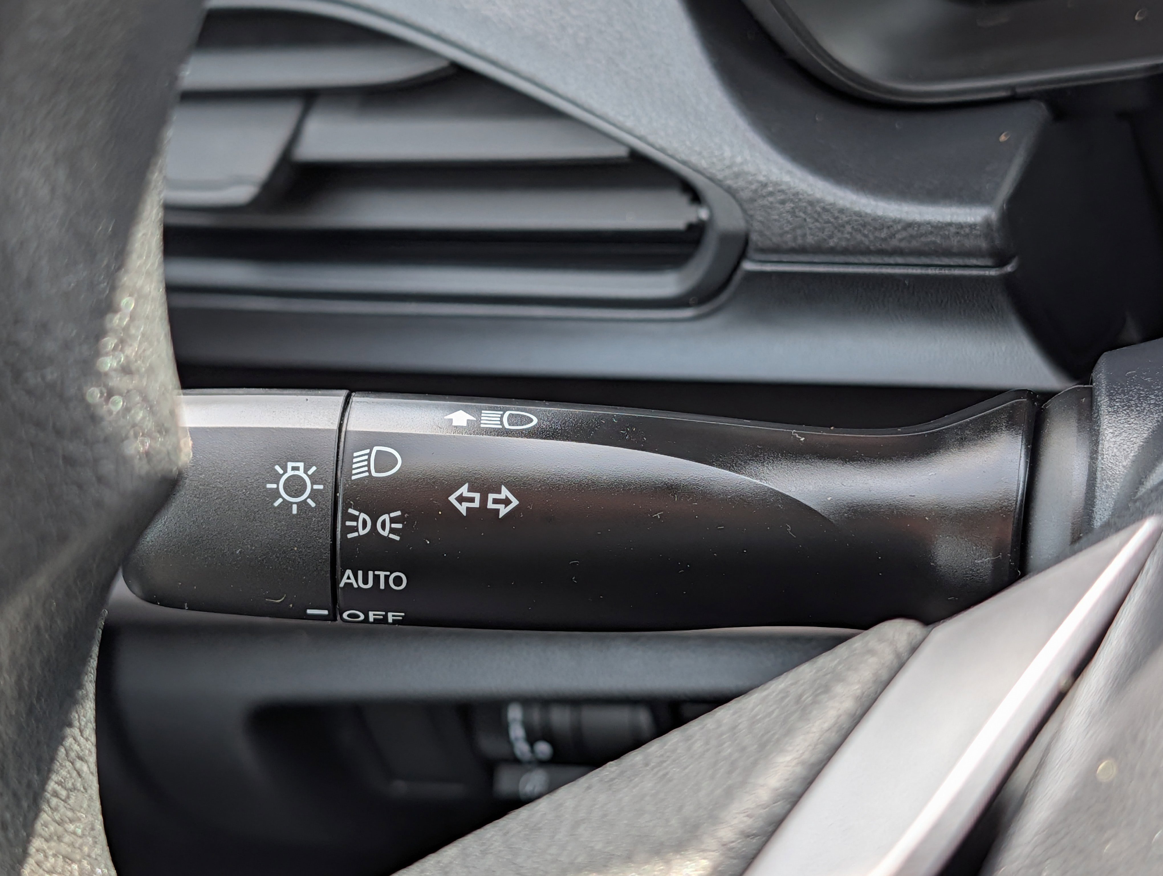 Certified 2025 Subaru Impreza 2.0i image 28