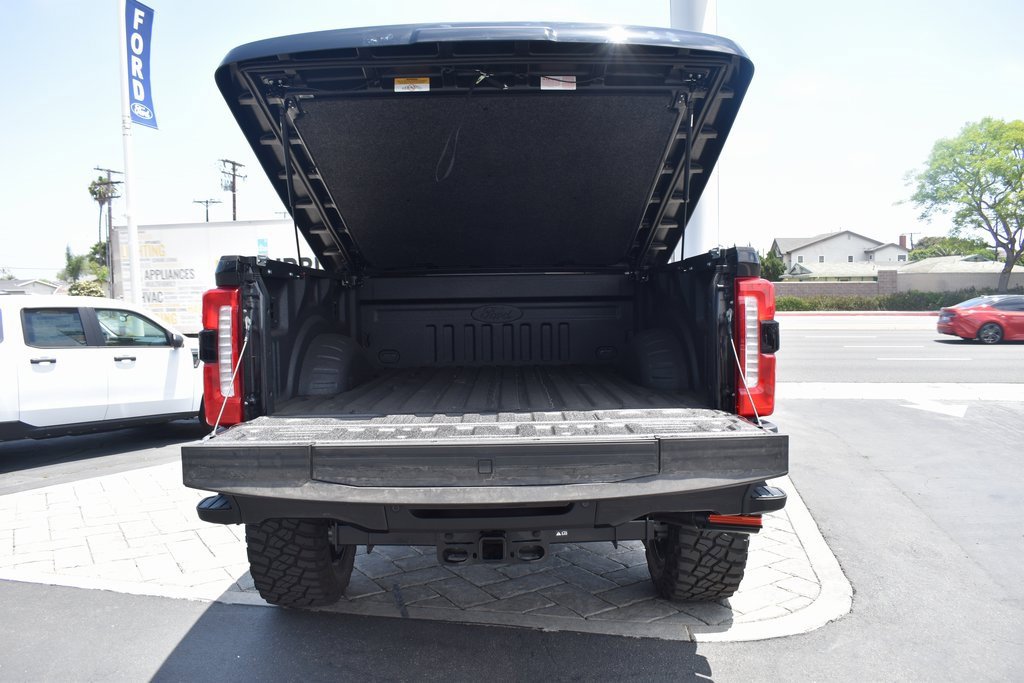 Used 2025 Ford F250 Harley-Davidson w/ Lariat Ultimate Package image 13
