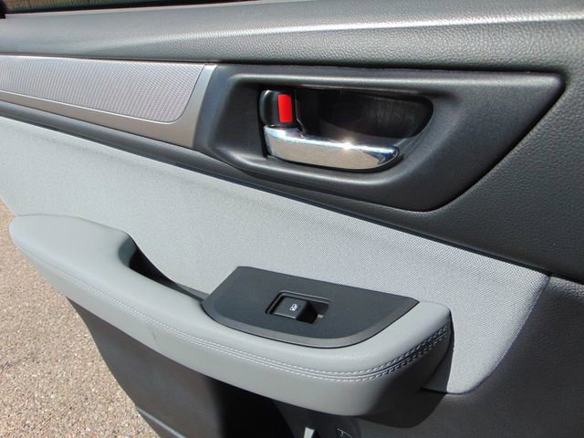 Used 2019 Subaru Outback 2.5i Premium image 24