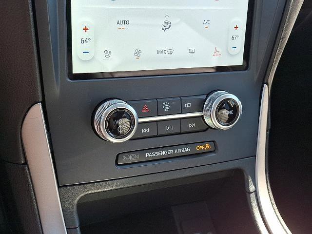 Certified 2022 Ford Edge SEL w/ Convenience Package image 16