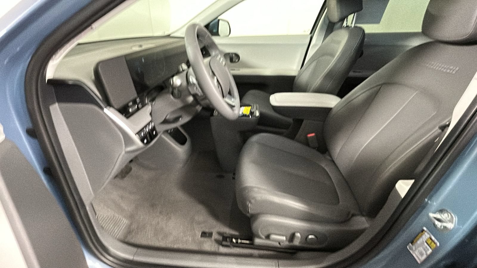 Used 2025 Hyundai Ioniq 5 SEL RWD image 12