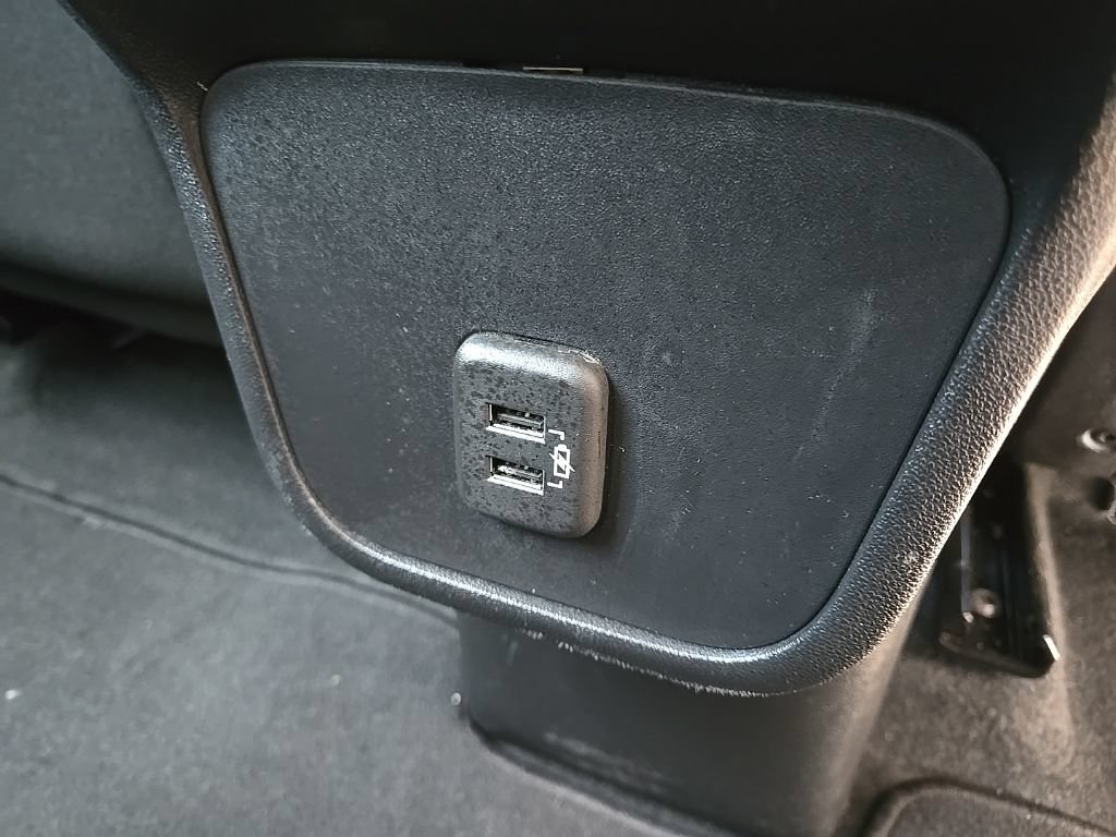 Used 2023 Chevrolet Equinox LS FWD image 69