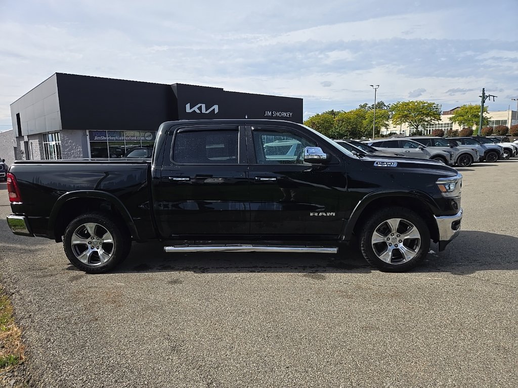 Used 2019 RAM 1500 Laramie AWD/4WD image 2