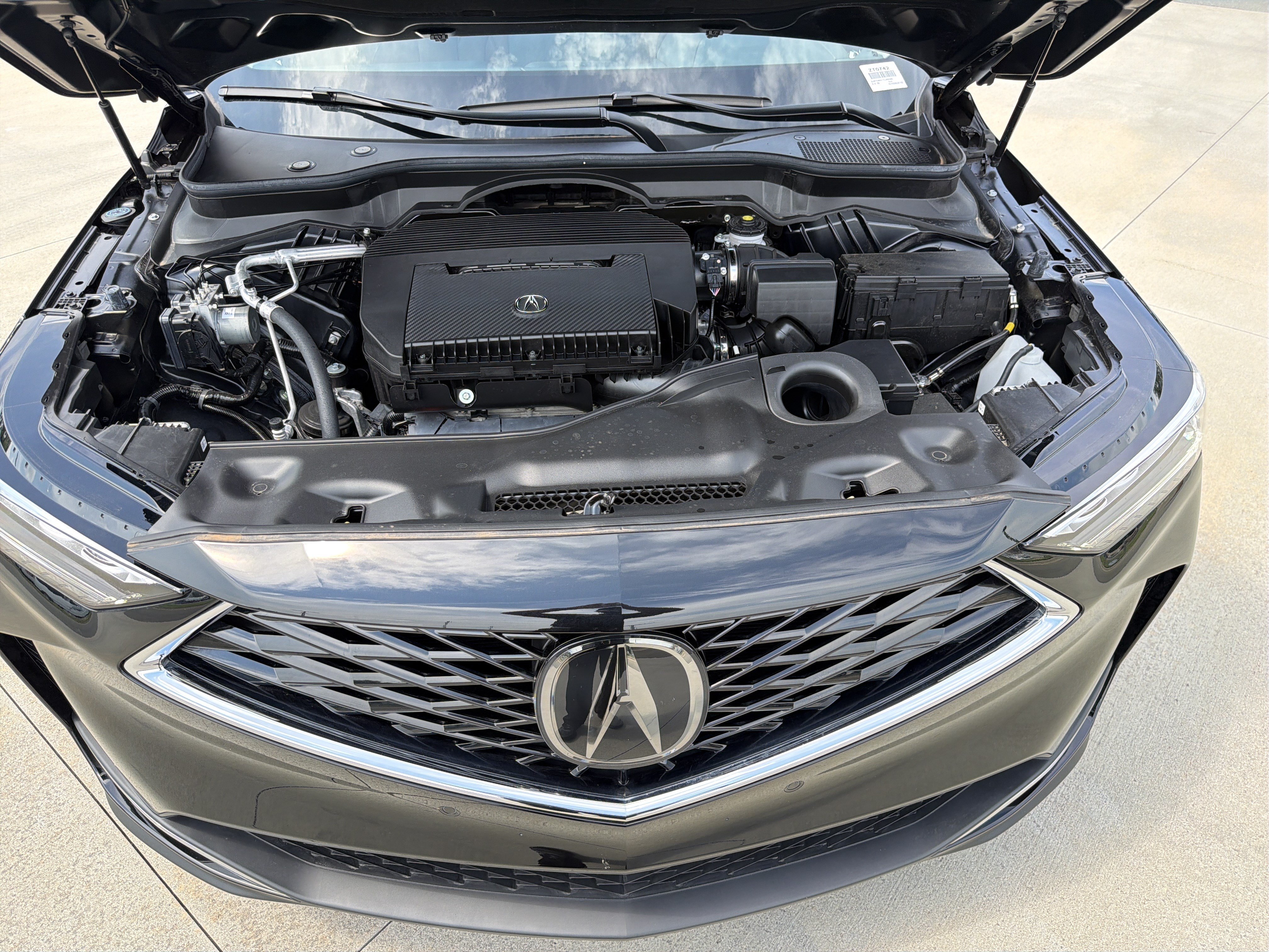 Certified 2026 Acura MDX w/ Technology Package FWD image 34