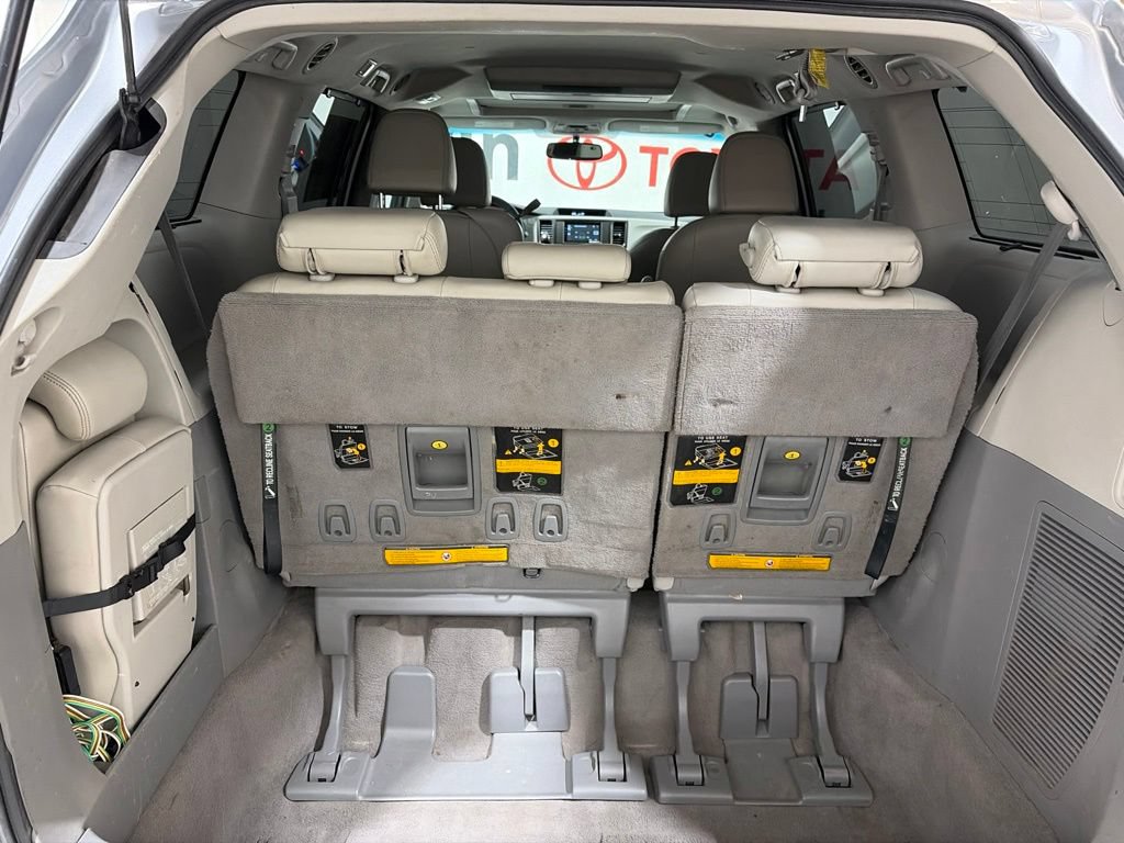 Used 2011 Toyota Sienna XLE w/ XLE Navigation Pkg FWD image 20