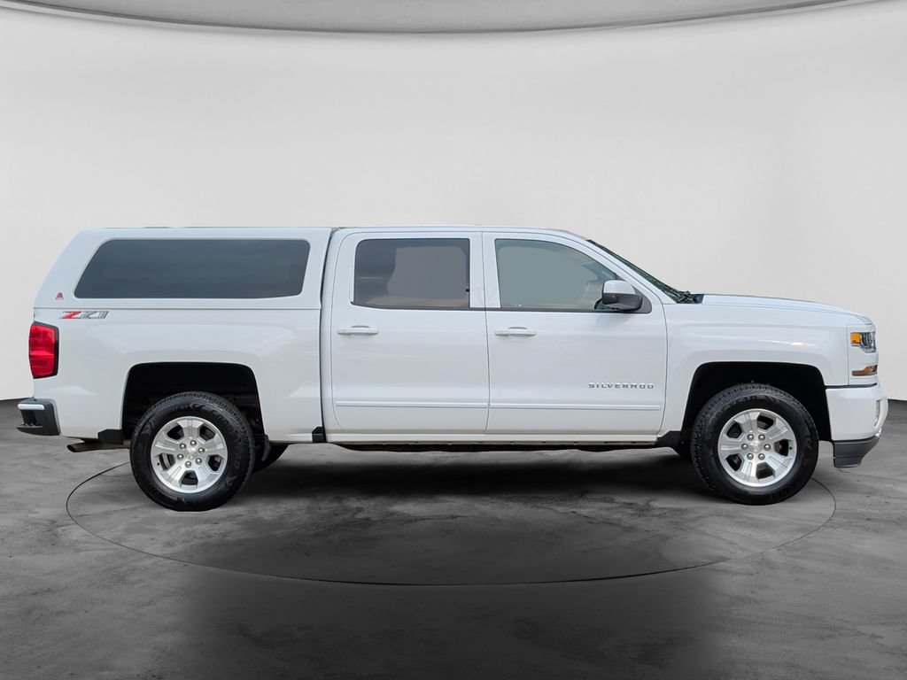 Used 2018 Chevrolet Silverado 1500 LT w/ All Star Edition AWD/4WD image 8