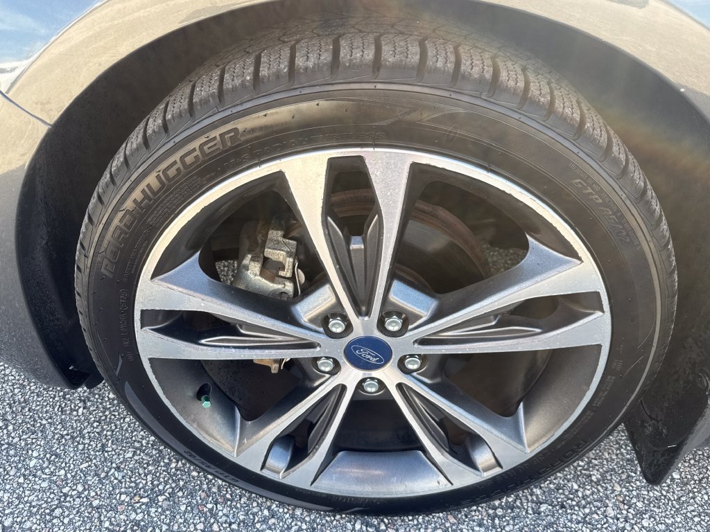 Used 2019 Ford Fusion Titanium AWD/4WD image 14