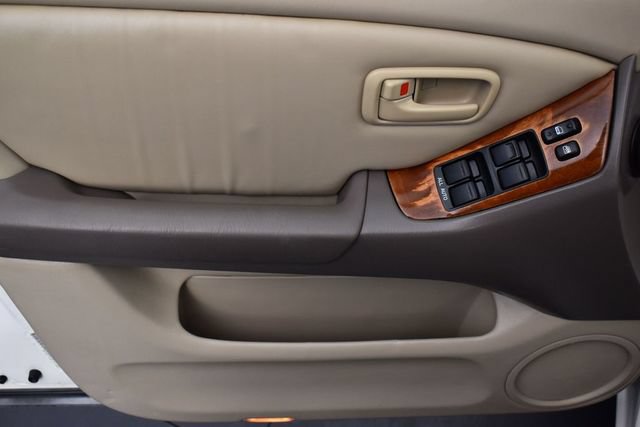 Used 1999 Lexus RX 300 4WD image 10