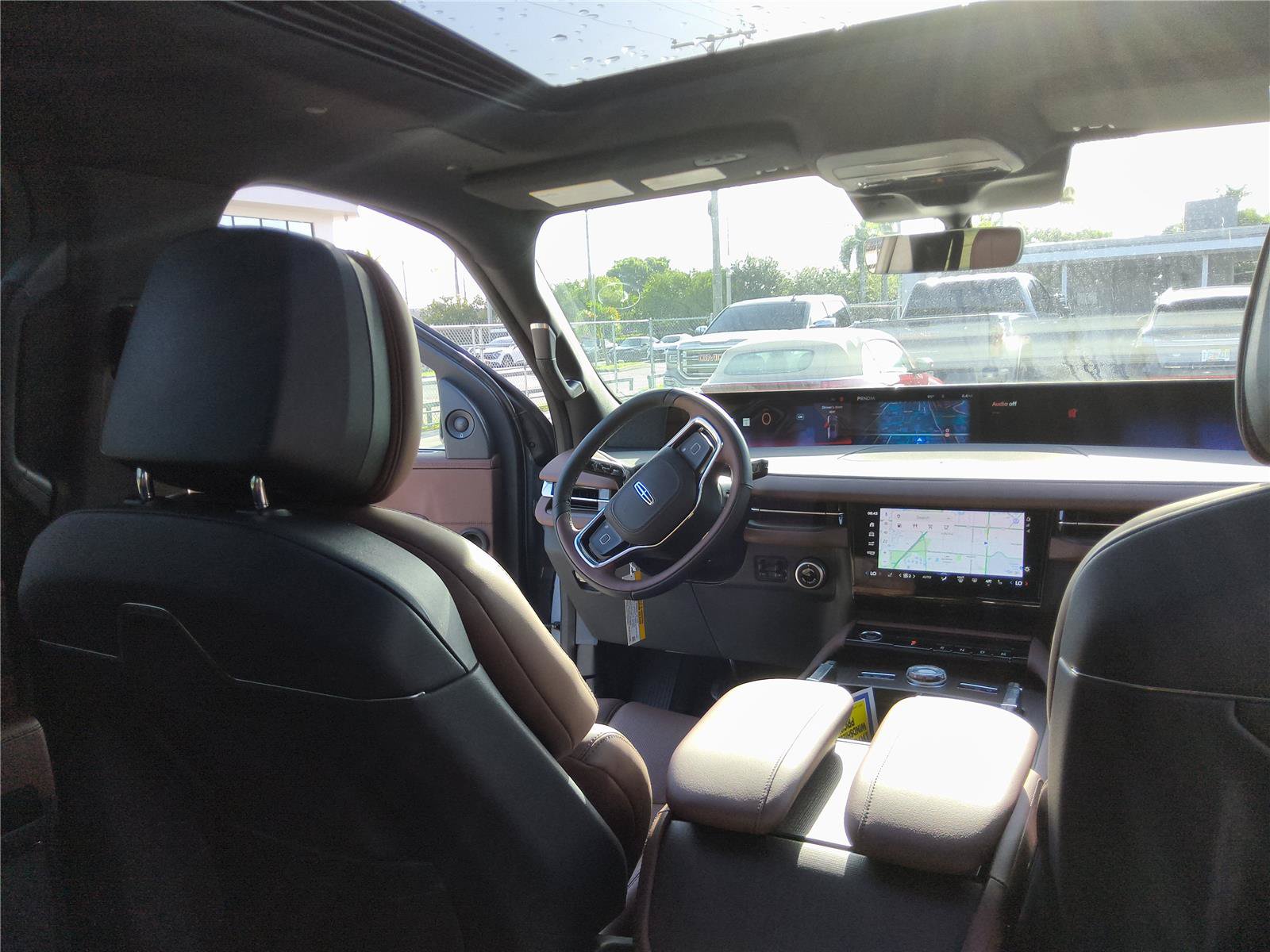 New 2027 Lincoln Navigator Reserve AWD/4WD image 26