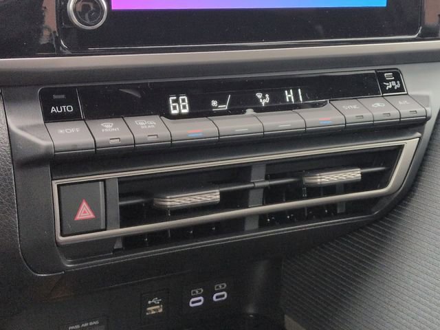 Certified 2026 Toyota Camry SE w/ Convenience Package image 22