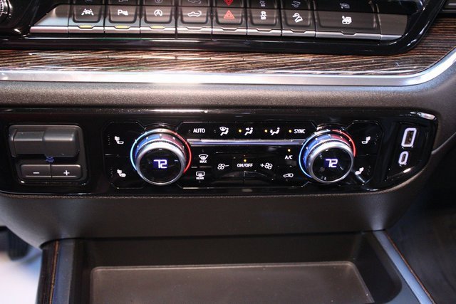 Used 2024 GMC Sierra 1500 Elevation w/ Elevation Premium Package image 25