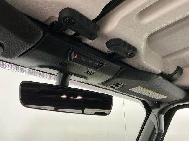 Used 2020 Jeep Gladiator Overland w/ Uconnect 4C Nav & Sound Group image 19