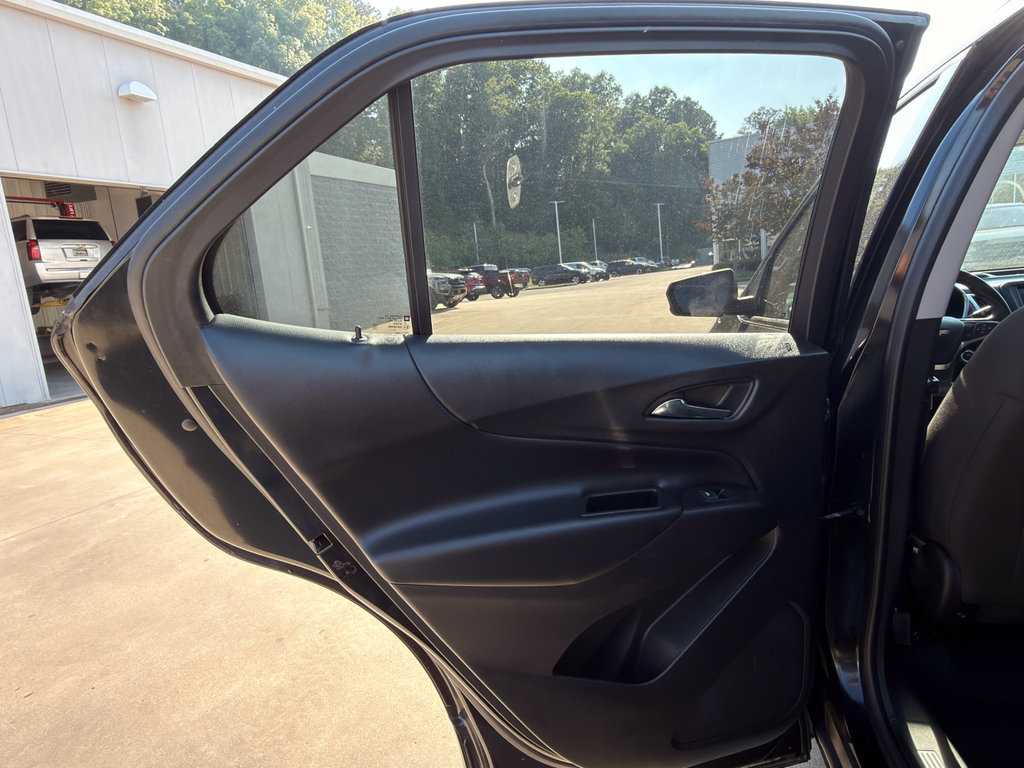 Used 2020 Chevrolet Equinox LT FWD image 22