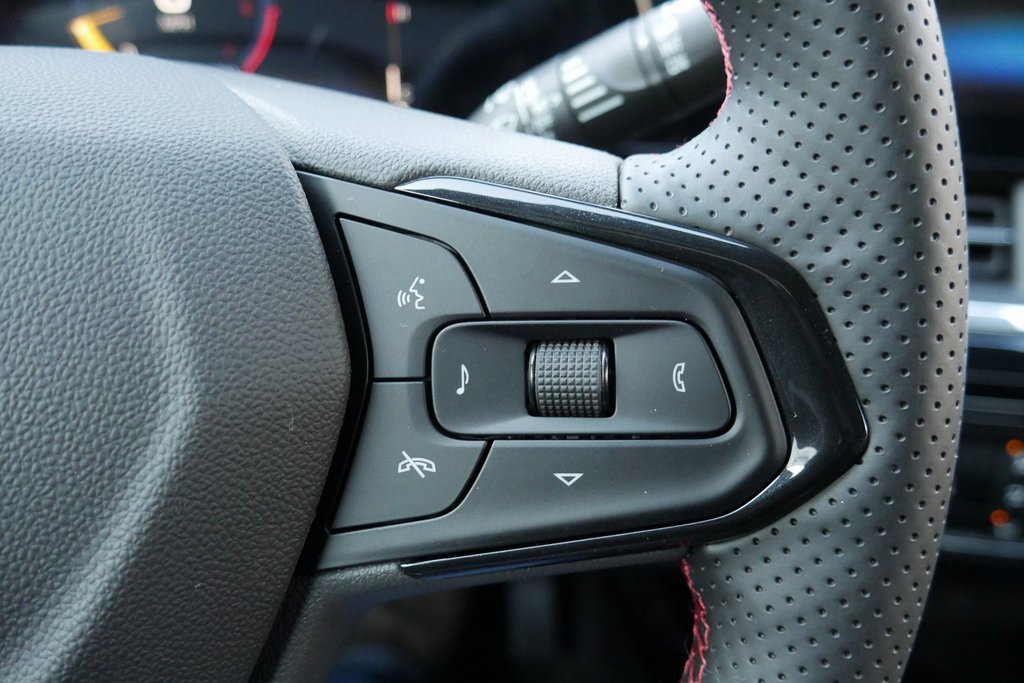 New 2026 Chevrolet Trax RS image 13