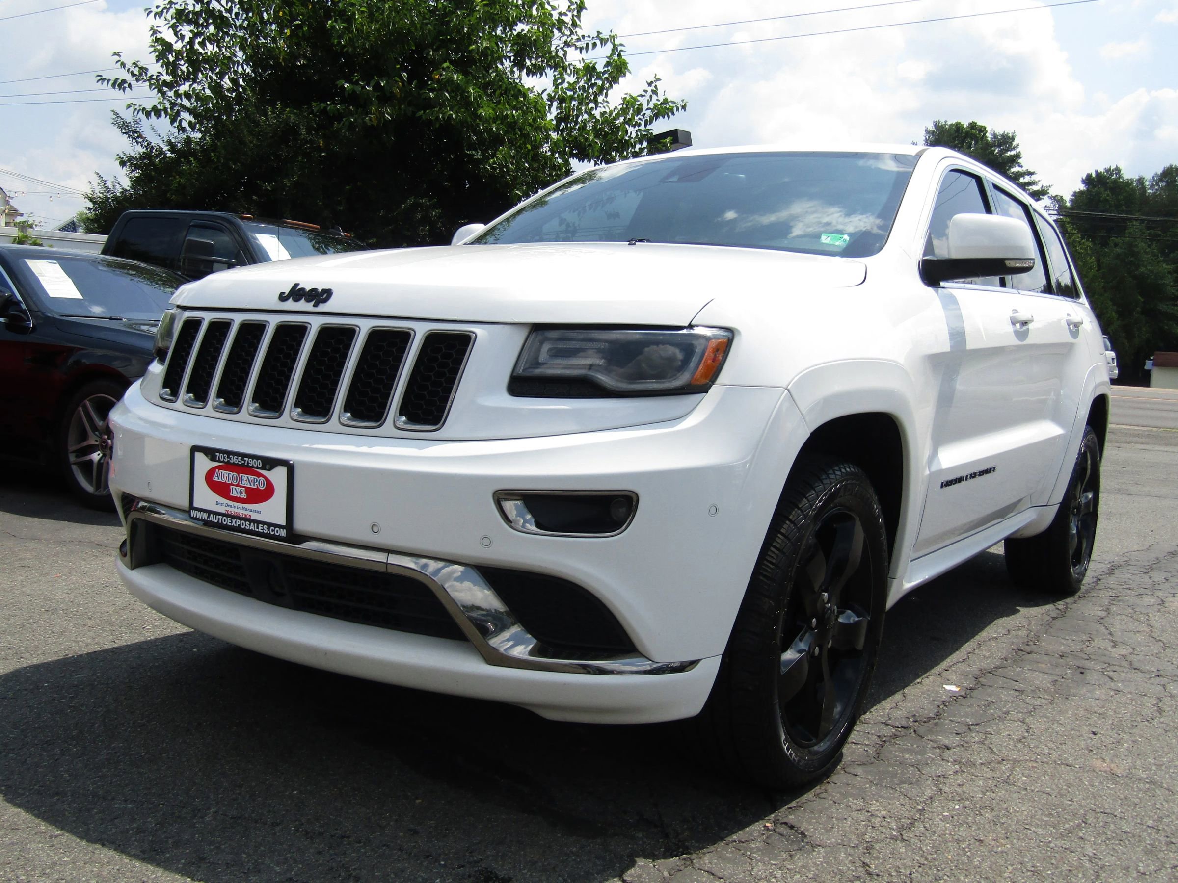 Used 2015 Jeep Grand Cherokee High Altitude image 3