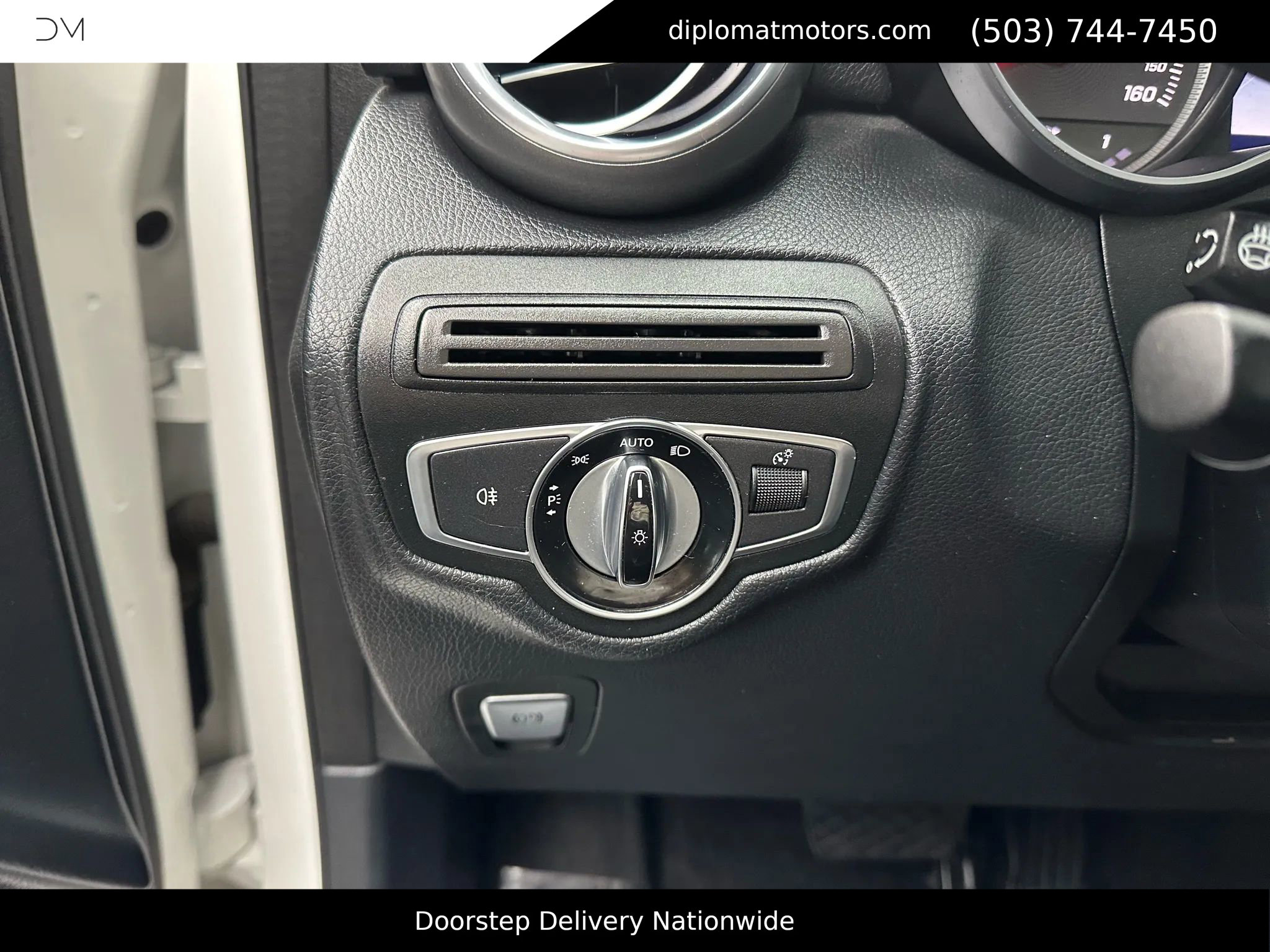 Used 2017 Mercedes-Benz GLC 300 4MATIC image 28