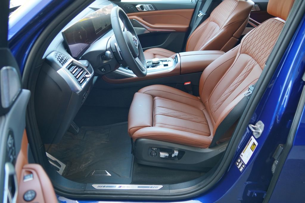 New 2026 BMW X7 M60i image 10
