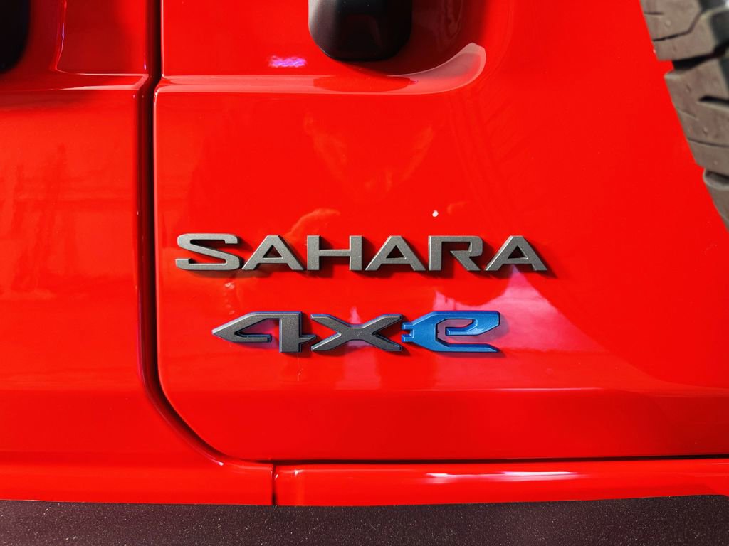 New 2025 Jeep Wrangler Unlimited Sahara image 22