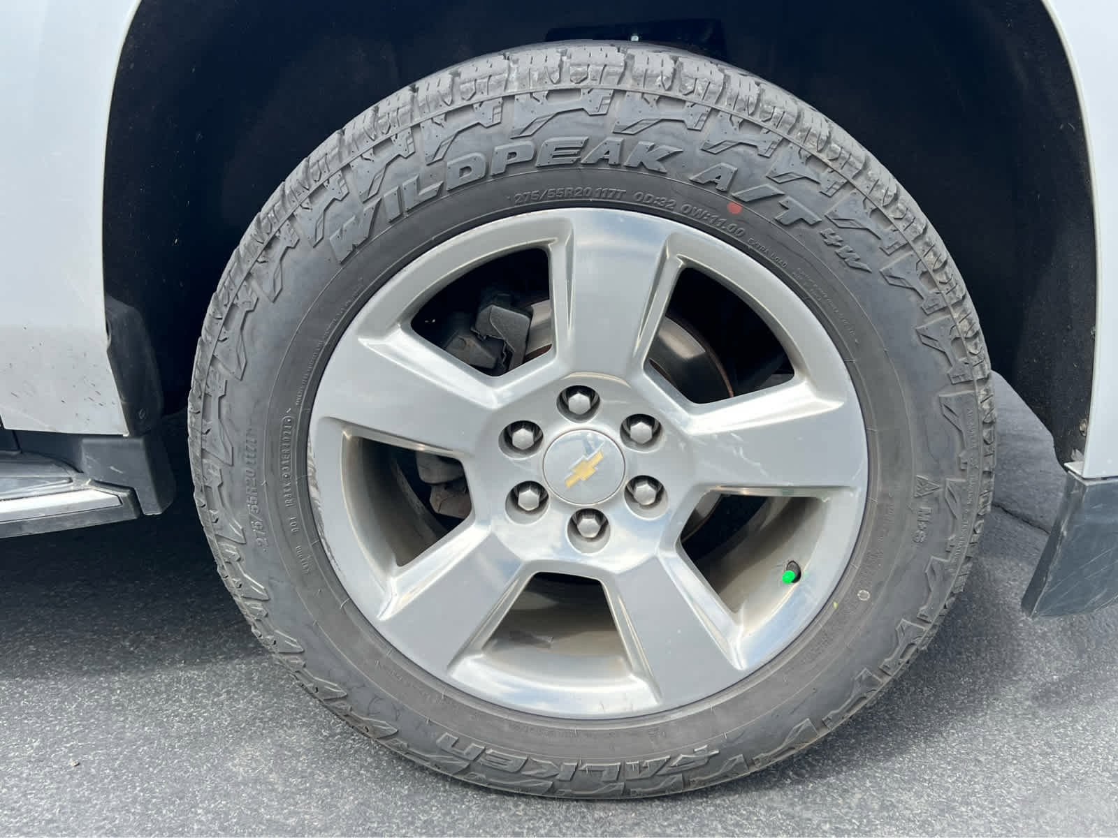 Used 2020 Chevrolet Suburban Premier image 16