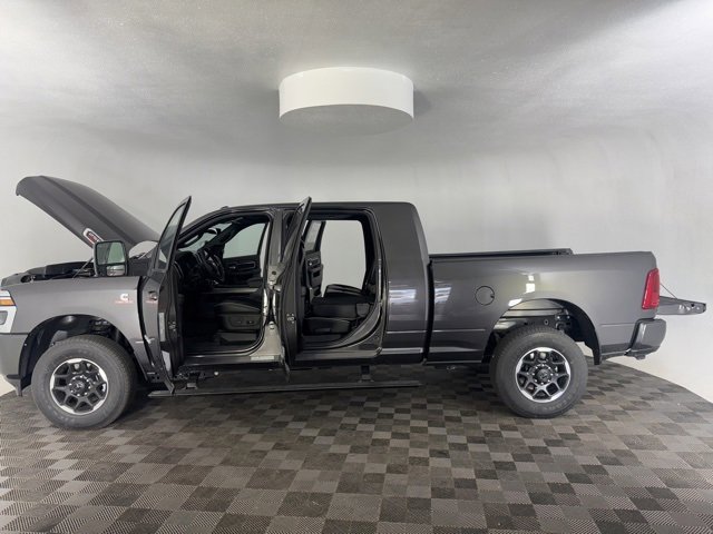 New 2025 RAM 2500 Laramie image 9