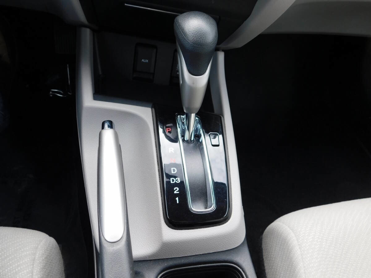 Used 2013 Honda Civic LX image 15